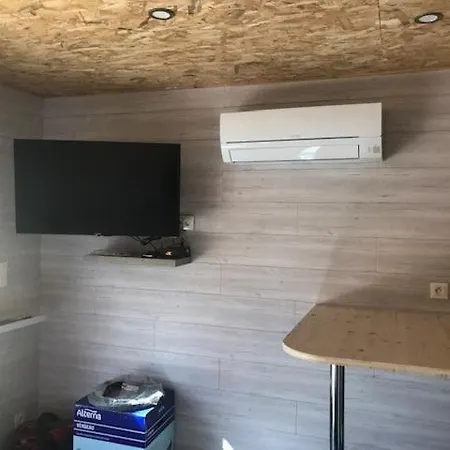 3 Etoiles 20 M2 50 M2 Terrasse シャレー モンタリヴェ・レ・バン